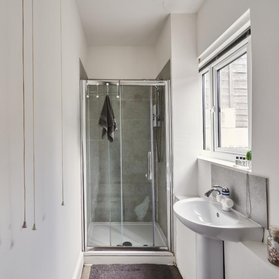 Apartmán Modern Central Studio And One Bed Flats Close To The Beach Bournemouth Exteriér fotografie